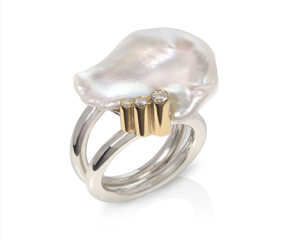 Beautiful Keshi Pearl Ring with a trio of Diamonds